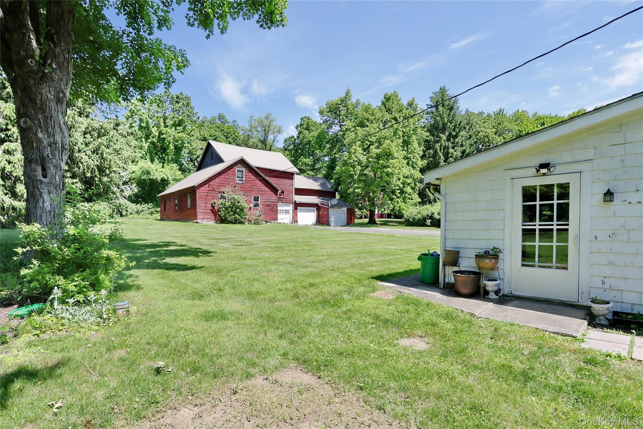500 Haverstraw Road Suffern, NY 10901 - Photo 27 of 36 a house view with a garden space