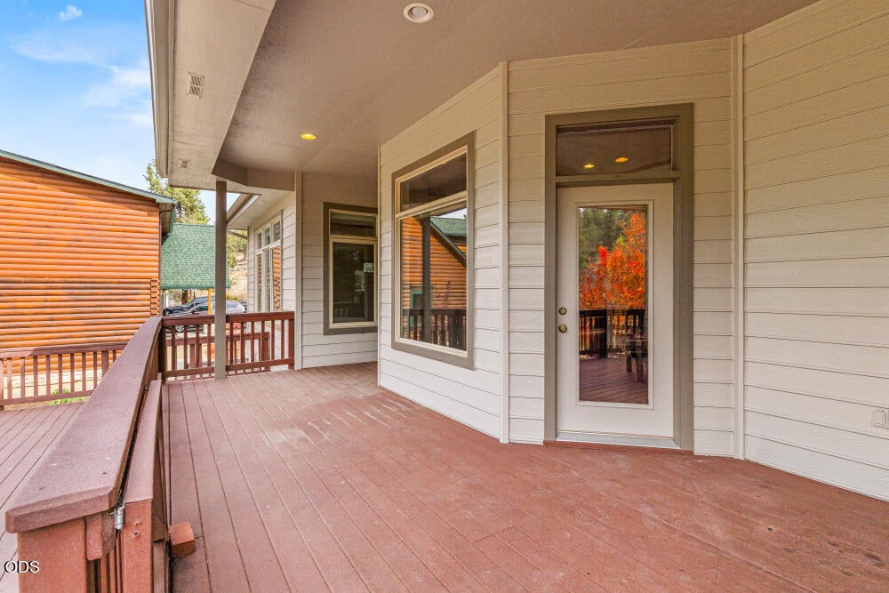 9522 Kestrel Road Klamath Falls, OR 97601 - Photo 59 of 69 Gallery Image 59