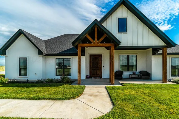 $3,750 | 501 East Cemetery Road, Canyon, TX 79015