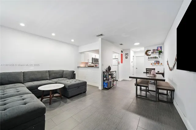 $315,000 | 13344 Southwest 59th Lane, Miami, FL 33183