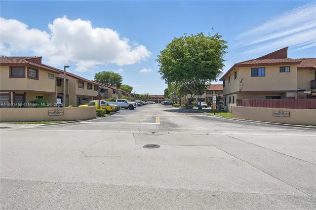 $315,000 | 13344 Southwest 59th Lane, Miami, FL 33183