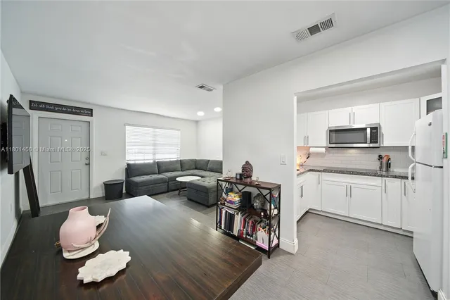 $315,000 | 13344 Southwest 59th Lane, Miami, FL 33183