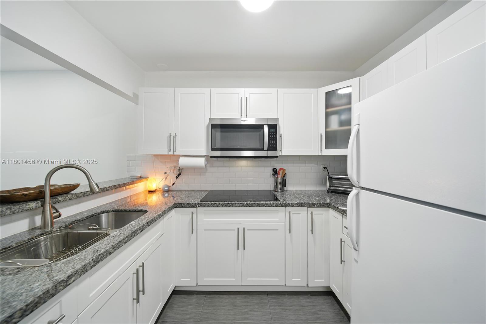 13344 Southwest 59th Lane Miami, FL 33183 - Photo 5 of 30