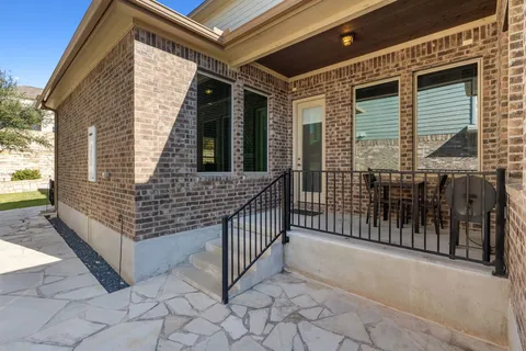 $595,000 | 131 Autumn Wood Lane, Austin, TX 78737