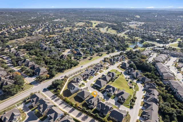 $595,000 | 131 Autumn Wood Lane, Austin, TX 78737