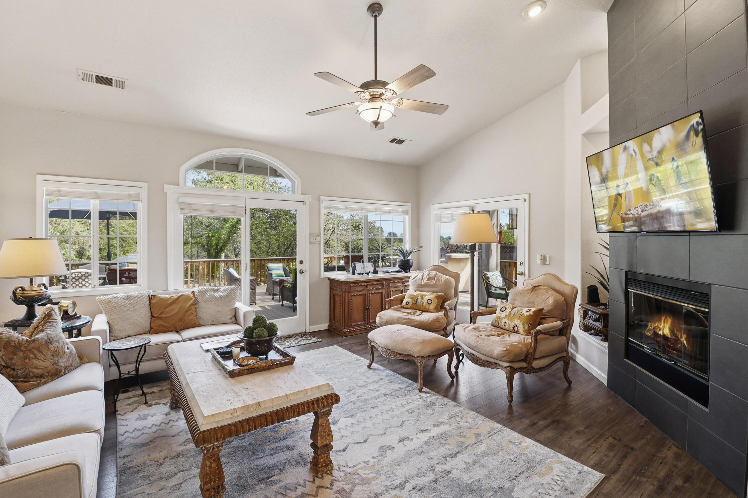 1289 River Ridge Drive Redding, CA 96003 - Photo 12 of 55 22-03 (2)