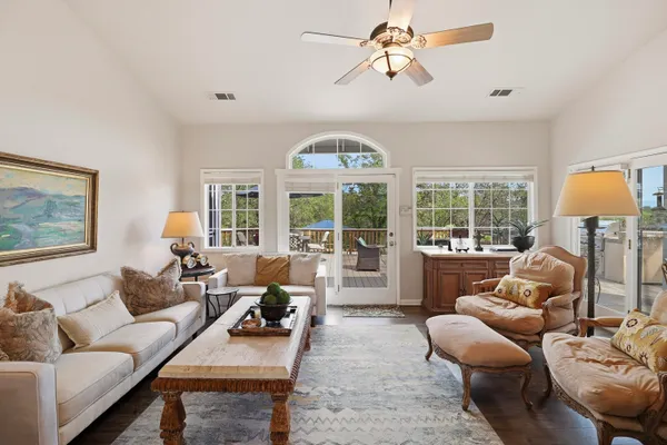 $515,000 | 1289 River Ridge Drive, Redding, CA 96003