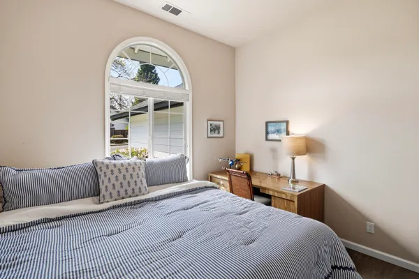 $515,000 | 1289 River Ridge Drive, Redding, CA 96003