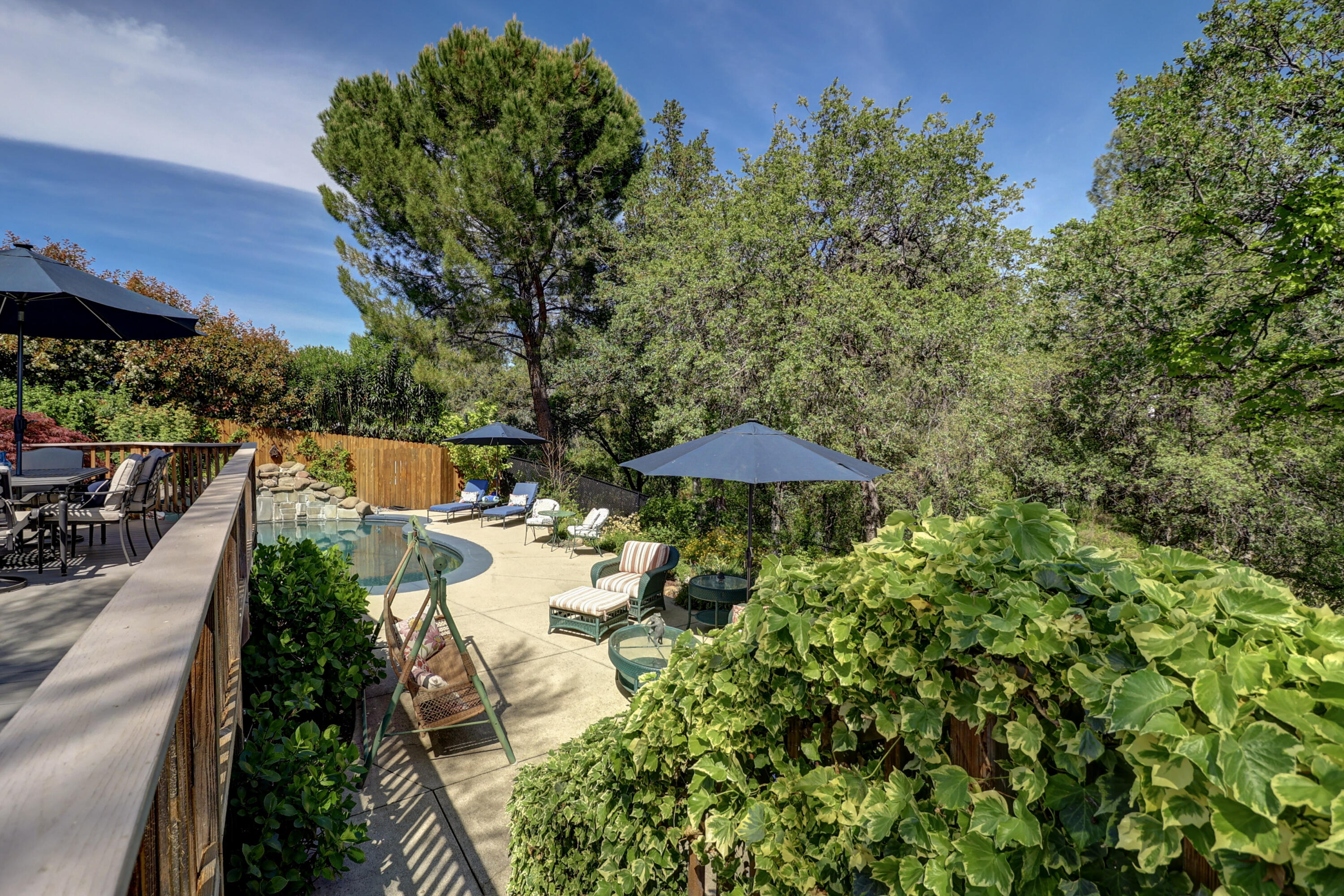 1289 River Ridge Drive Redding, CA 96003 - Photo 38 of 55 52-IMG_3437_38_39_40_41