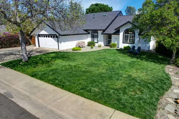 $515,000 | 1289 River Ridge Drive, Redding, CA 96003