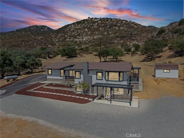 $1,349,000 | 3161 Shue Place, Escondido, CA 92027