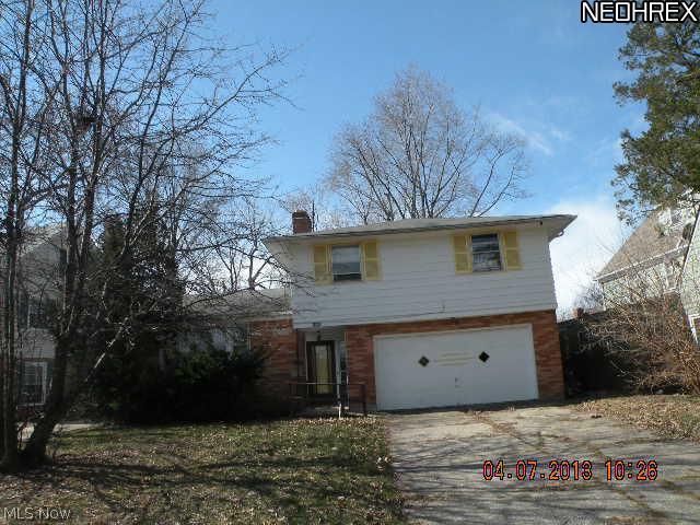 2976 Hampton Road Cleveland, OH 44120 - Photo 1 of 1