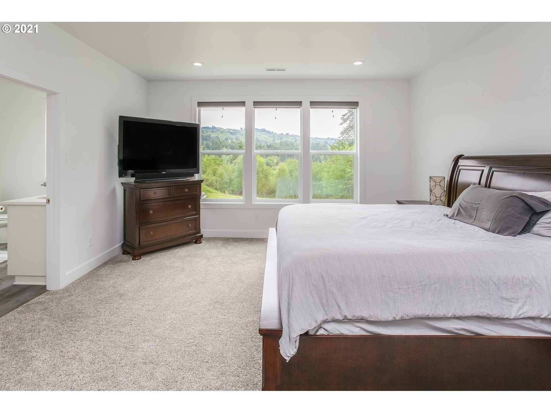815 Confer Road Kalama, WA 98625 - Photo 8 of 10 Gallery Image 8