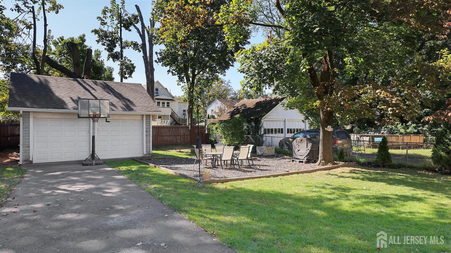 711 Dunellen Avenue Dunellen, NJ 08812 - Photo 30 of 39