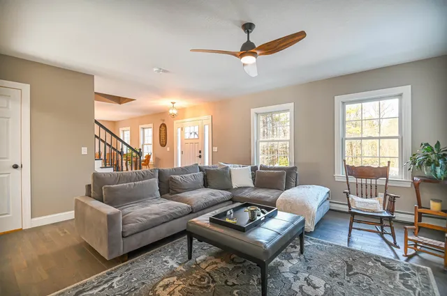 $895,000 | 17 Federal Corner Road, Tuftonboro, NH 03816