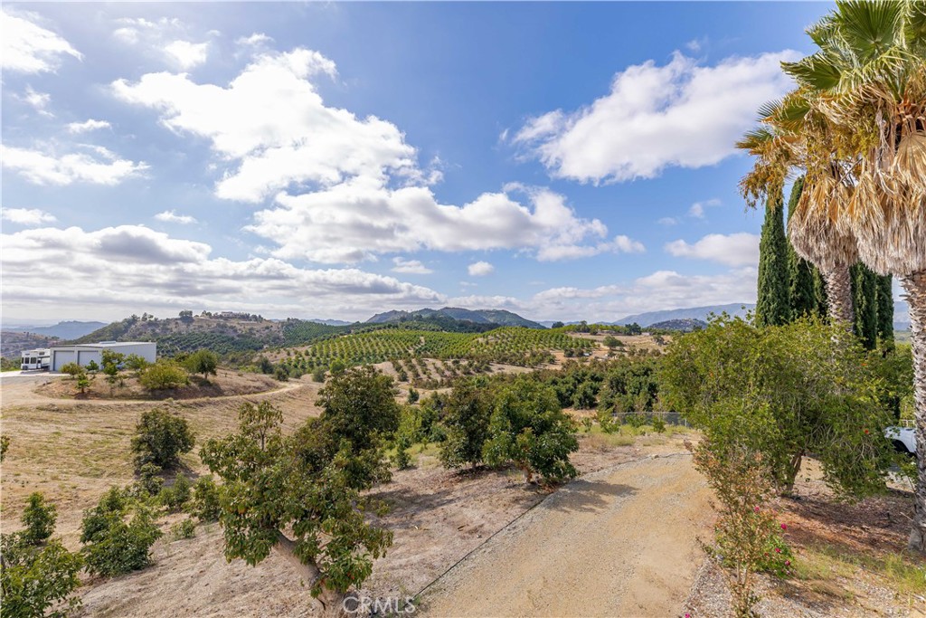 20491 Carancho Road Temecula, CA 92590 - Photo 30 of 64