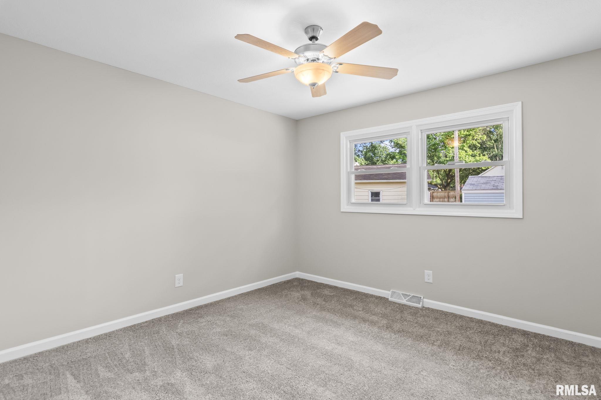 118 Windsor Road Springfield, IL 62702 - Photo 20 of 31