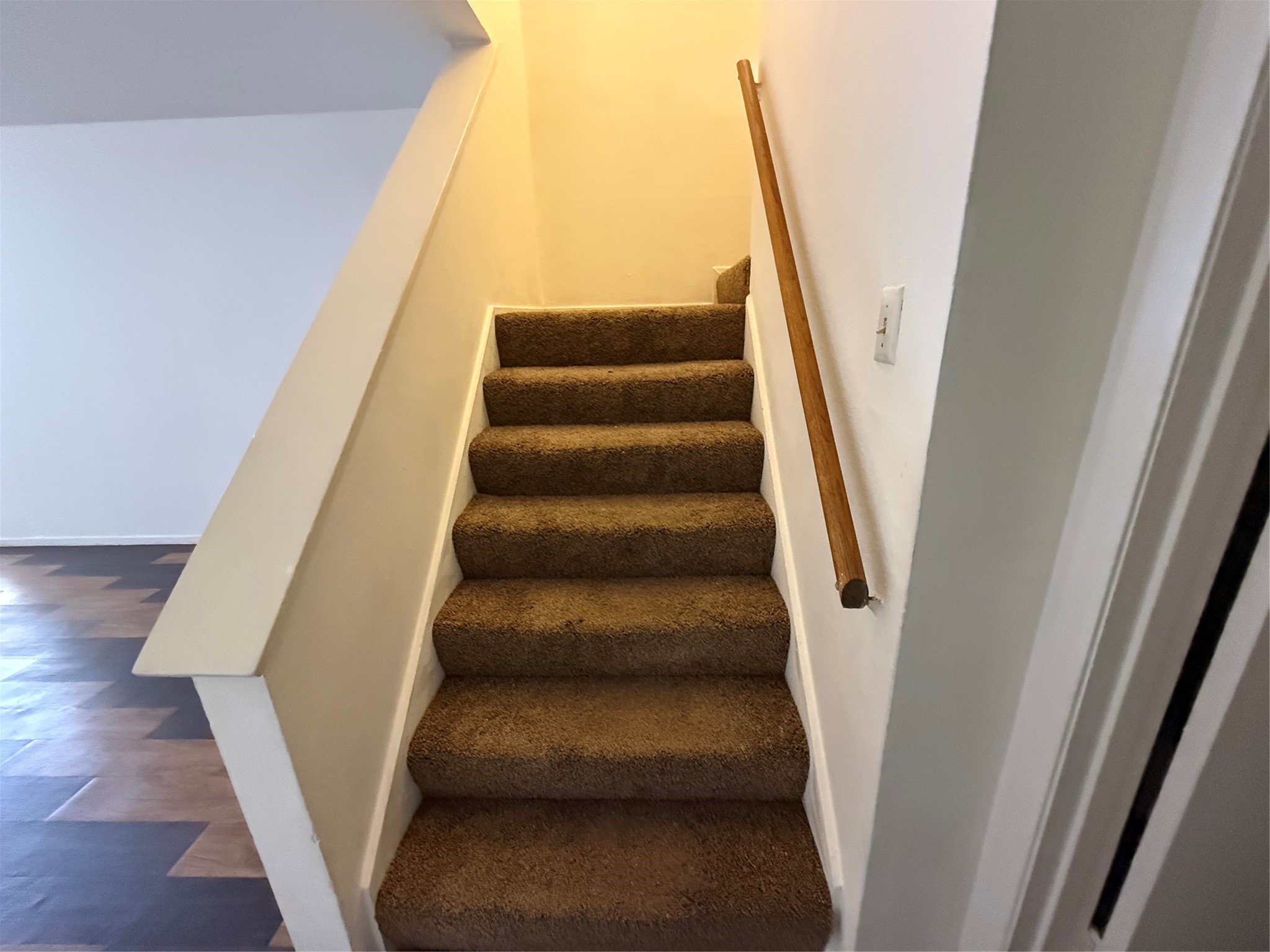 8050 Sands Point Drive, Unit B Houston, TX 77036 - Photo 8 of 15