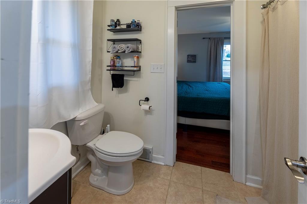 24 Forest Drive Thomasville, NC 27360 - Photo 14 of 24