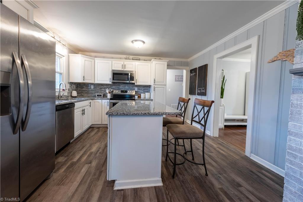 24 Forest Drive Thomasville, NC 27360 - Photo 7 of 24