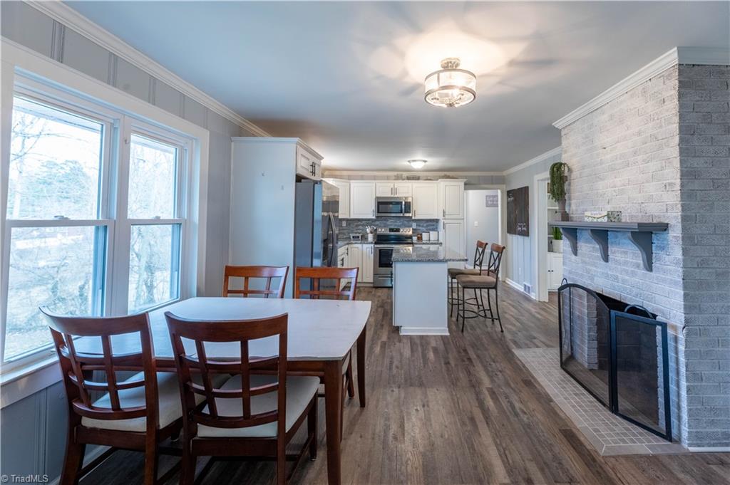 24 Forest Drive Thomasville, NC 27360 - Photo 8 of 24