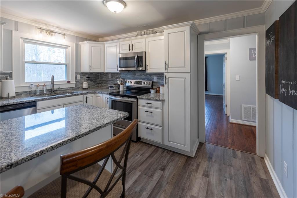 24 Forest Drive Thomasville, NC 27360 - Photo 10 of 24