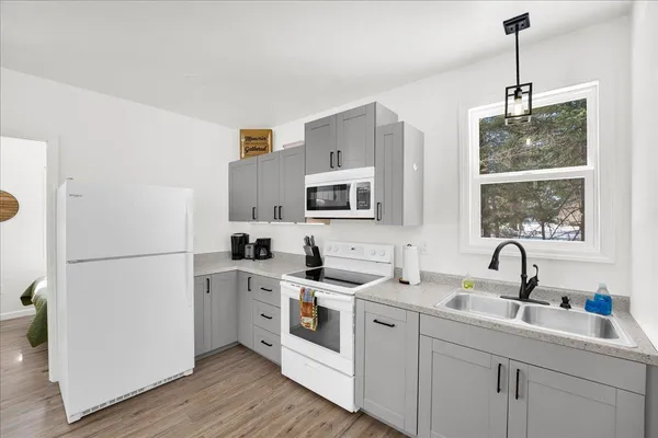 $179,900 | W9862 County Highway West, Crivitz, WI 54114