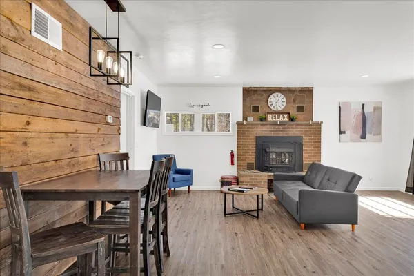 $179,900 | W9862 County Highway West, Crivitz, WI 54114