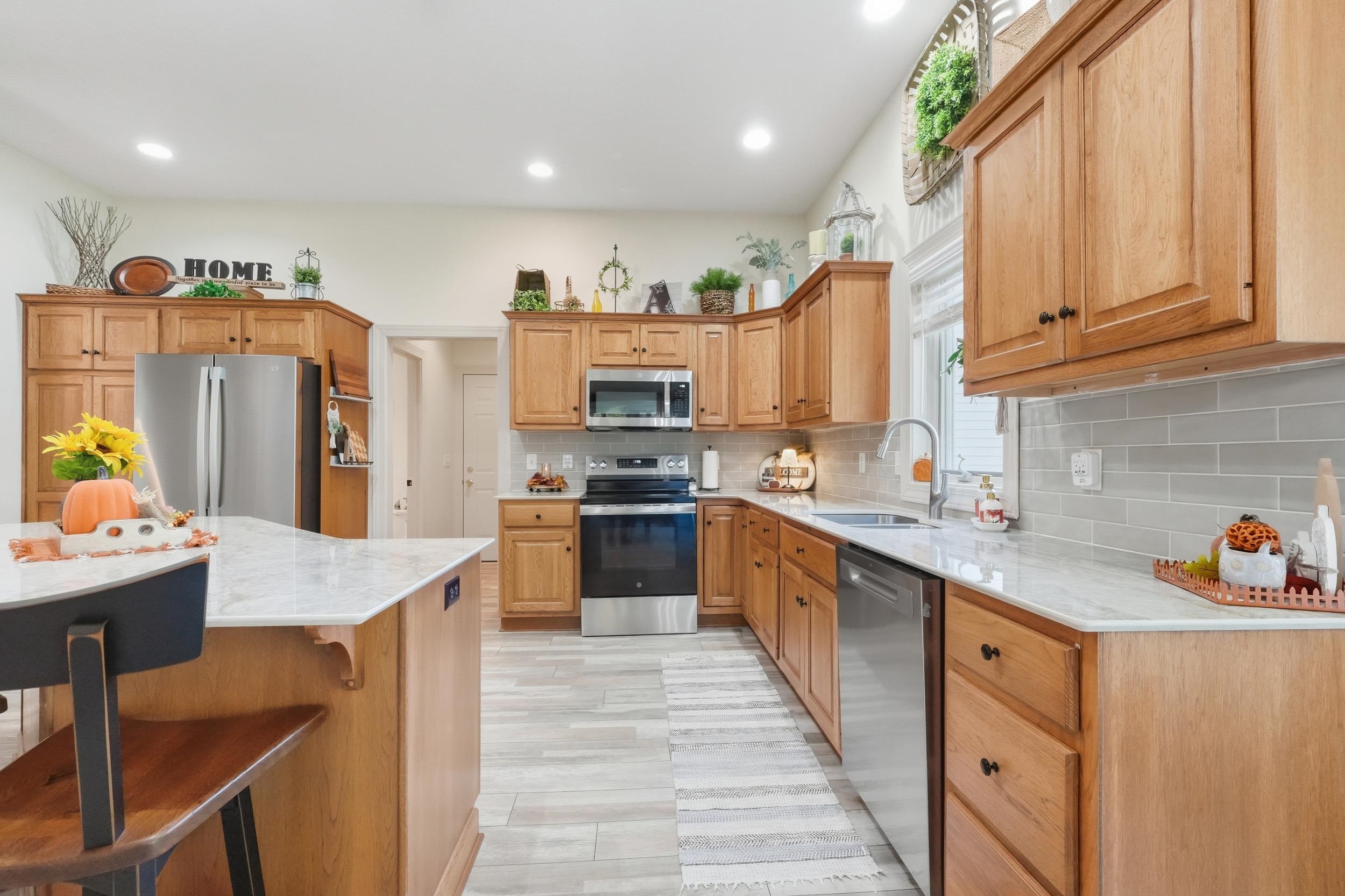 1902 Bent Tree Court Auburn, IN 46706 - Photo 14 of 36