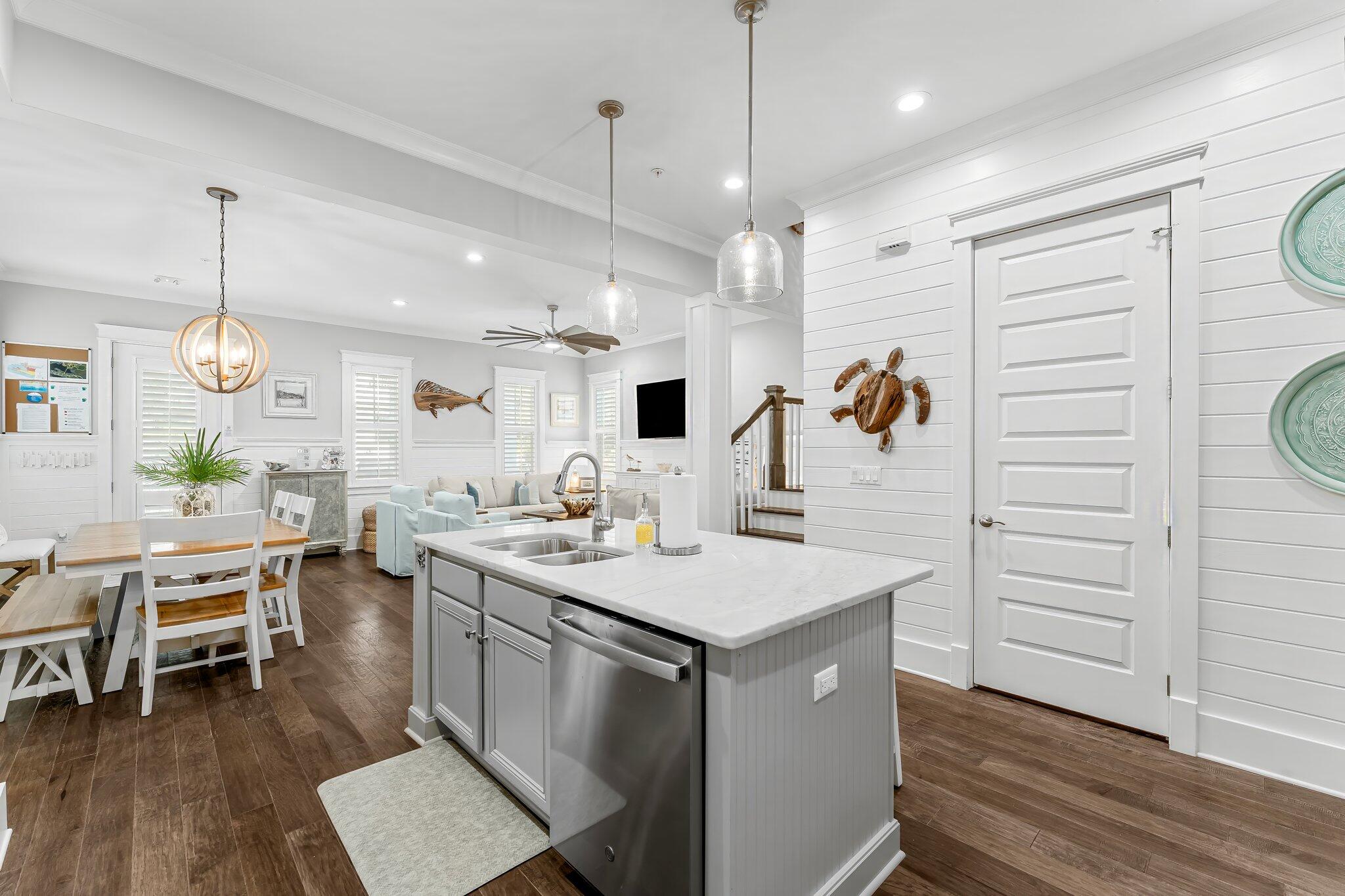 116 Gulfview Way Santa Rosa Beach, FL 32459 - Photo 18 of 59 17-116-Gulfview-Way-28