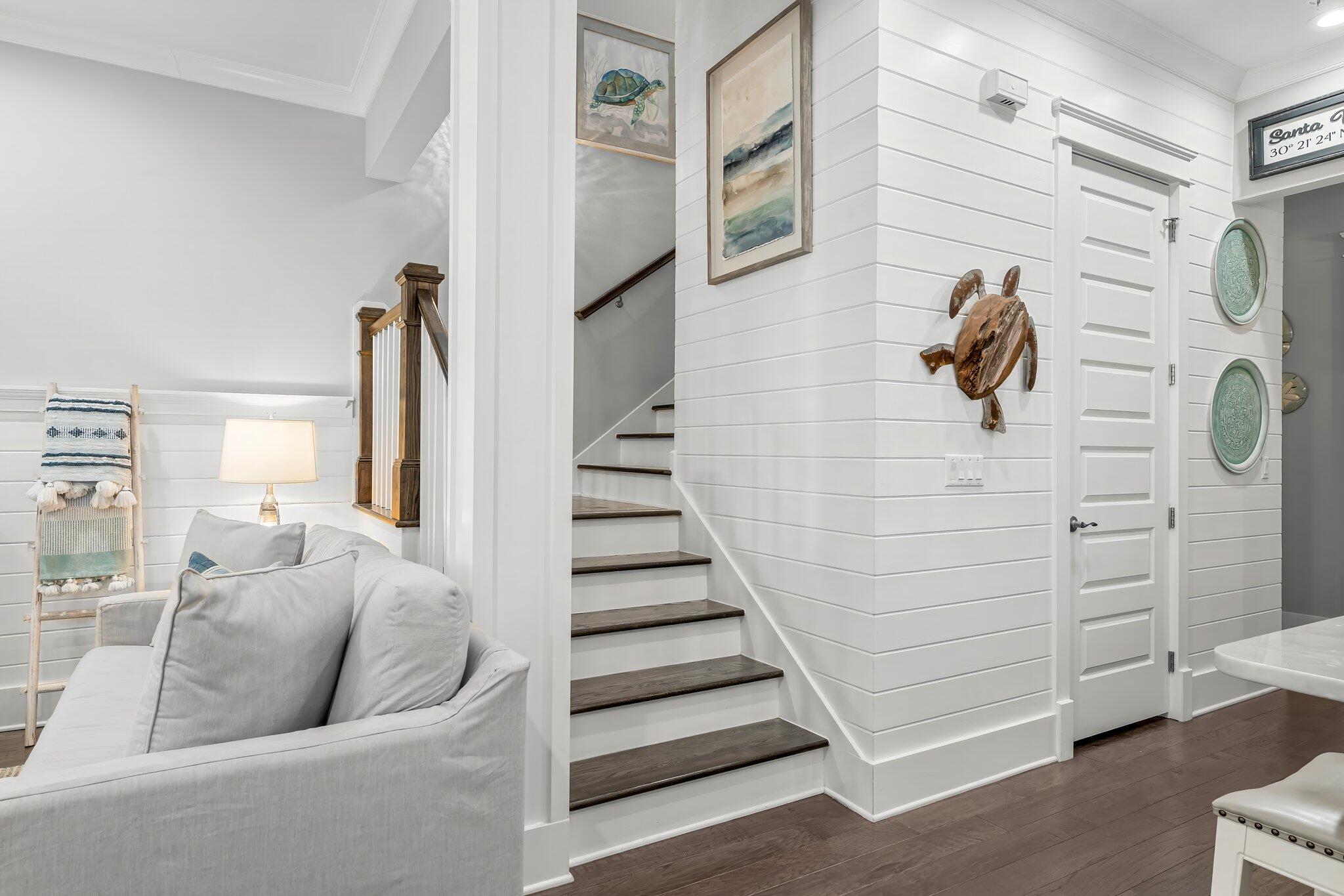 116 Gulfview Way Santa Rosa Beach, FL 32459 - Photo 25 of 59 a view of entryway and hall