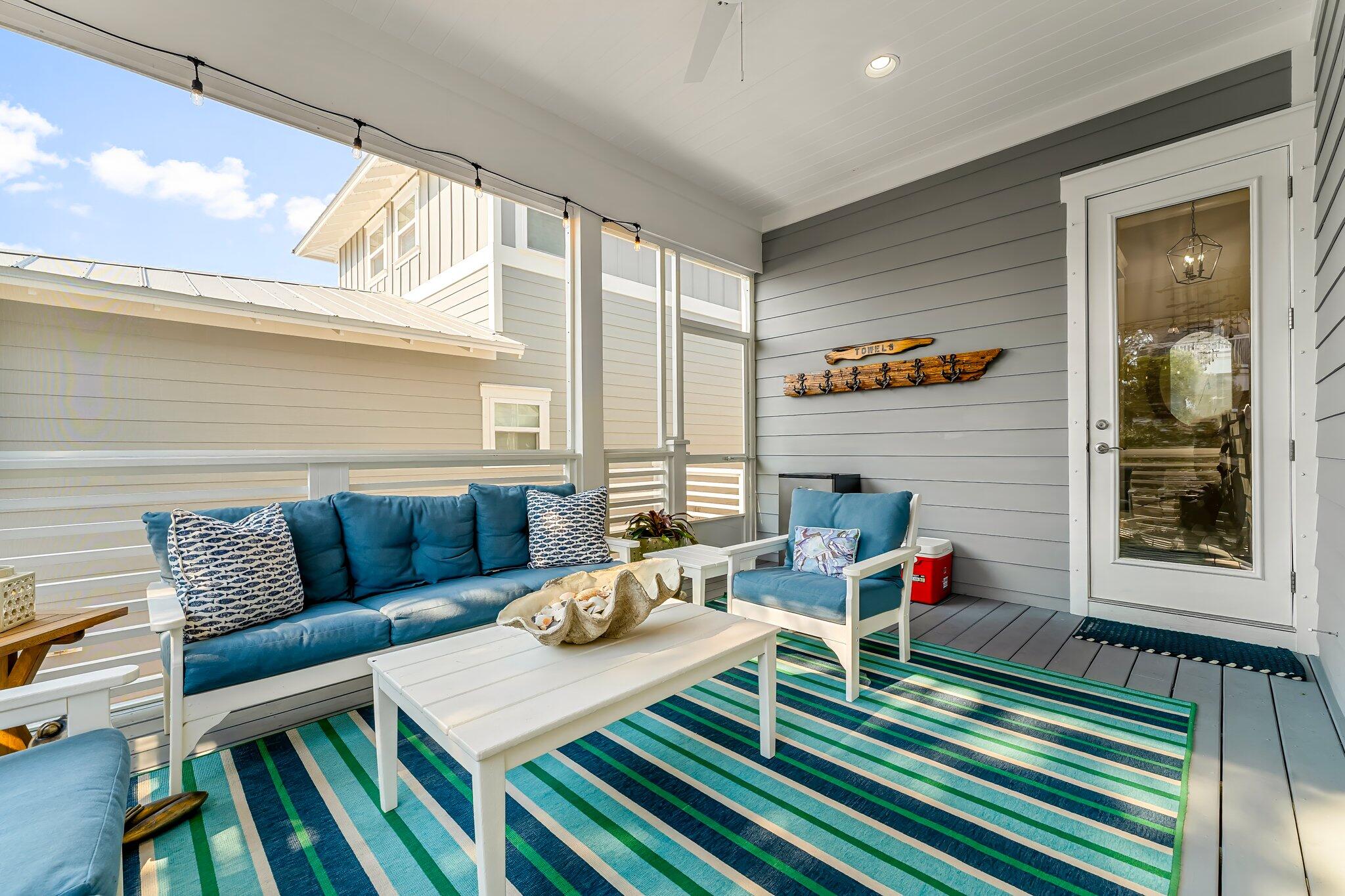 116 Gulfview Way Santa Rosa Beach, FL 32459 - Photo 42 of 59 a living room with furniture and a window