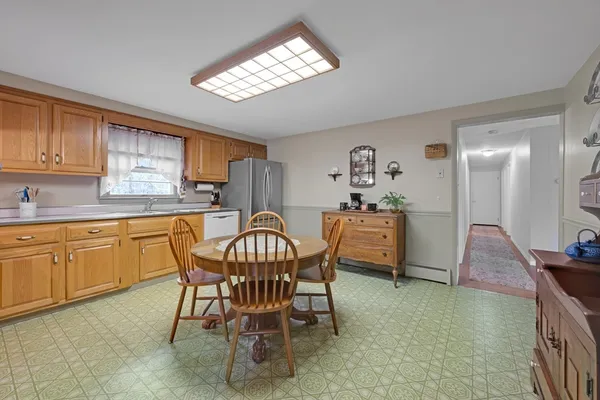 $460,000 | 208 New Boston Road, Sturbridge, MA 01566