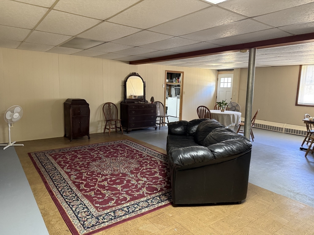 208 New Boston Road Sturbridge, MA 01566 - Photo 10 of 17