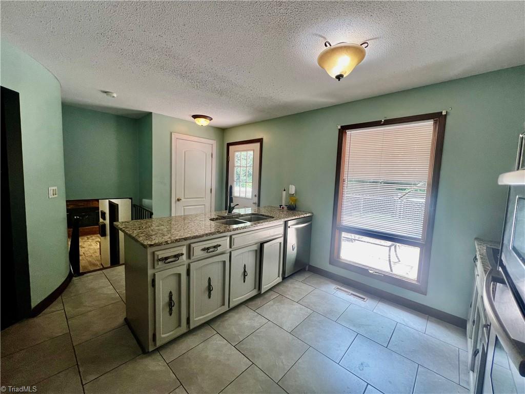 286 Kennen Krest Road Mocksville, NC 27028 - Photo 13 of 29