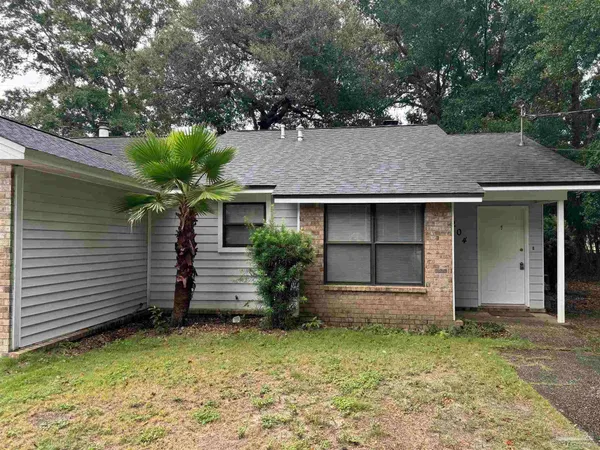 $1,195 | 6204 Forest Pines Drive, Pensacola, FL 32526