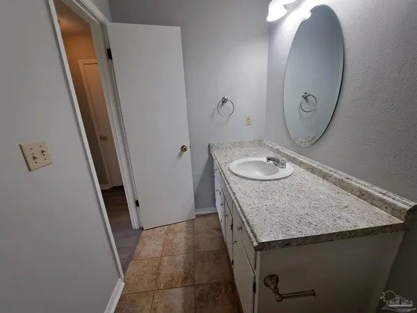 $1,195 | 6204 Forest Pines Drive, Pensacola, FL 32526
