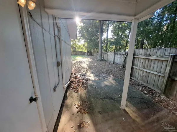 $1,195 | 6204 Forest Pines Drive, Pensacola, FL 32526
