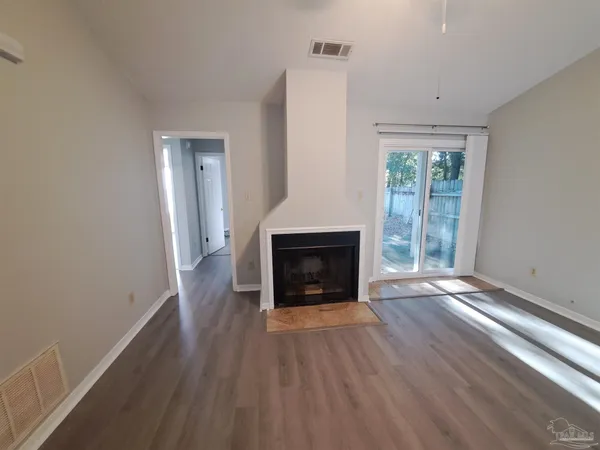 $1,195 | 6204 Forest Pines Drive, Pensacola, FL 32526