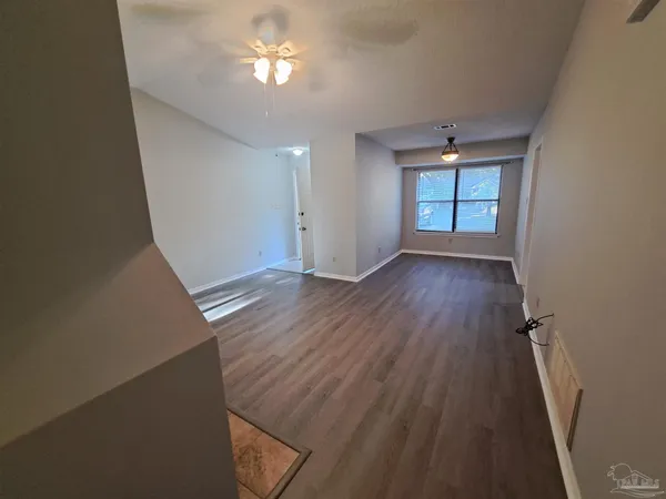 $1,195 | 6204 Forest Pines Drive, Pensacola, FL 32526