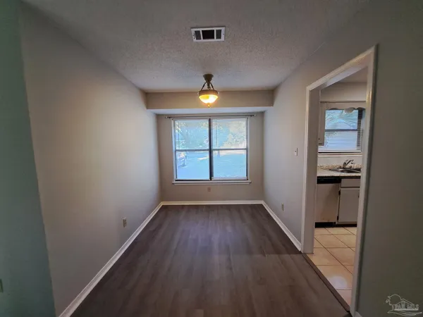 $1,195 | 6204 Forest Pines Drive, Pensacola, FL 32526