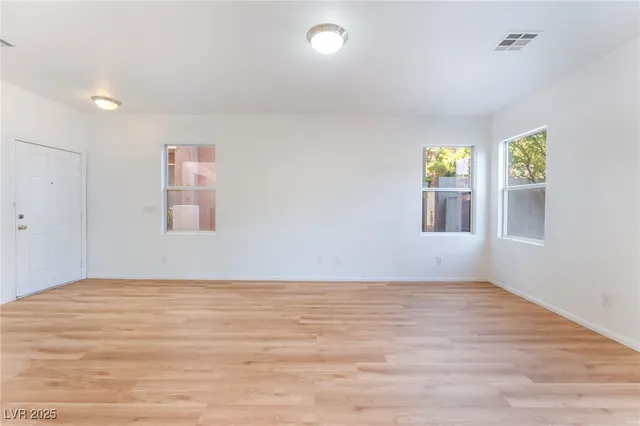 $391,999 | 9468 Plover Falls Avenue, Las Vegas, NV 89149