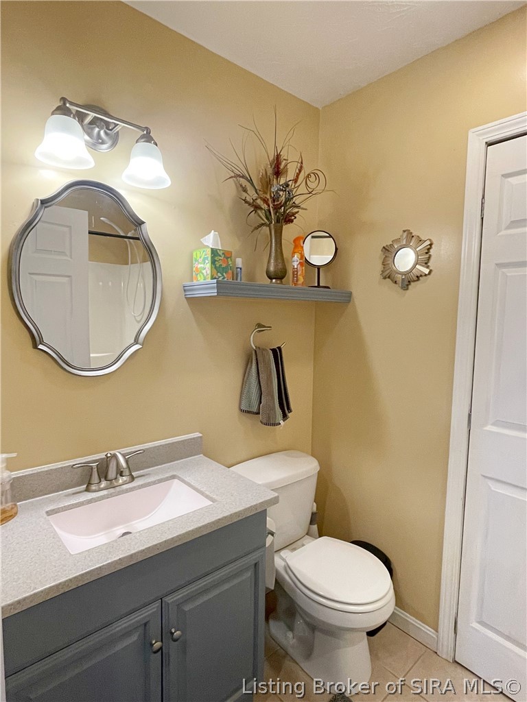 3668 Tee Road Northeast Corydon, IN 47112 - Photo 20 of 51 Hall Bath