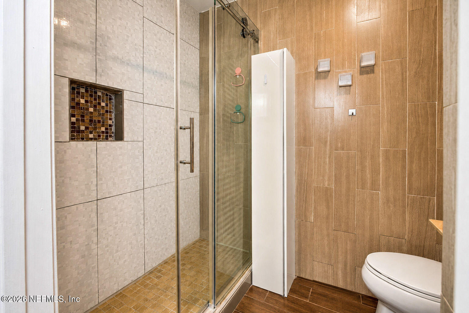 6750 Orkney Road Jacksonville, FL 32211 - Photo 30 of 41 6750-Orkney-Rd-27-Bathroom-1-Shower