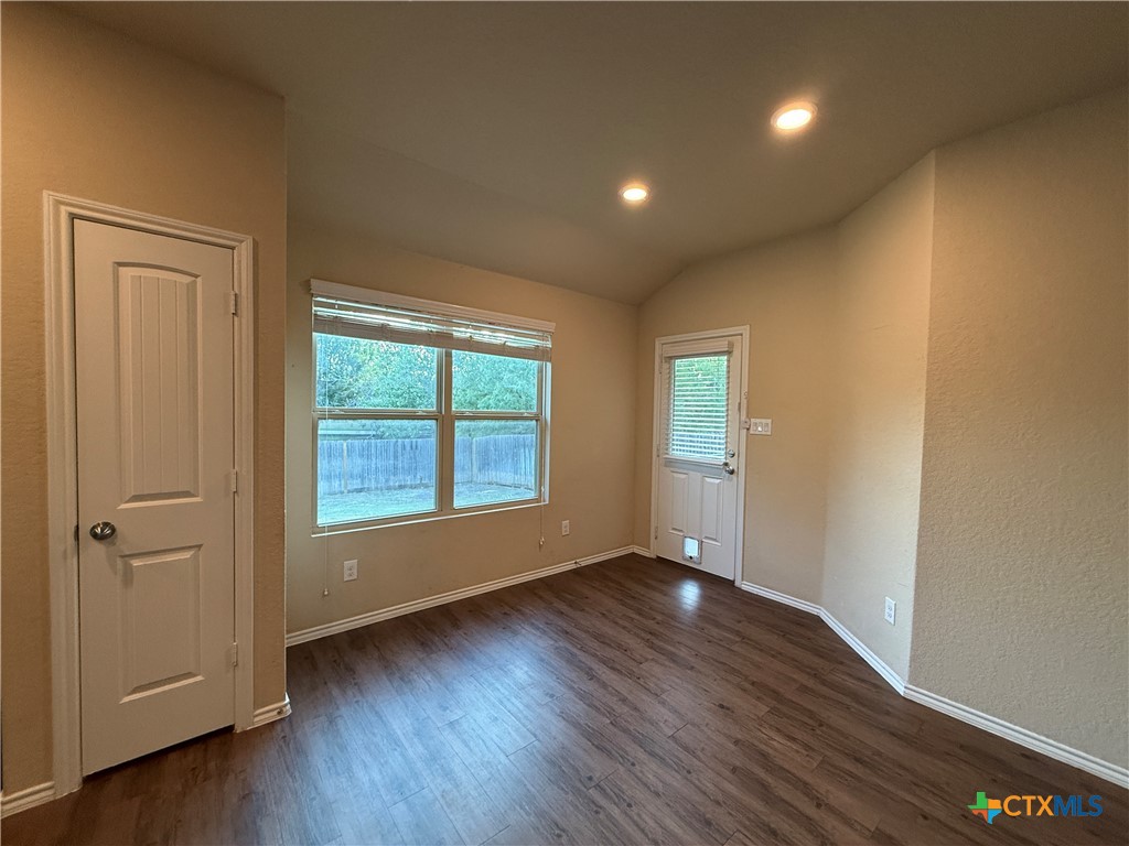 2934 Field Ridge New Braunfels, TX 78130 - Photo 10 of 29 Gallery Image 10