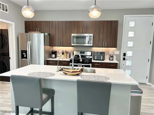 $370,000 | 11290 Hidden Peak Avenue, Unit 308, Las Vegas, NV 89135