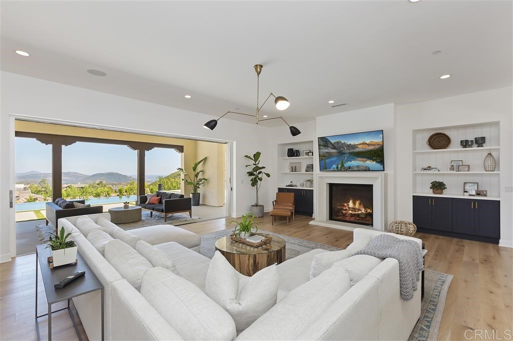 889 Pearl Drive San Marcos, CA 92078 - Photo 14 of 25