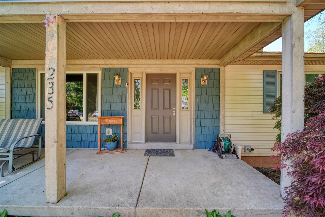 235 Keefer Street Concord, MI 49237 - Photo 4 of 57
