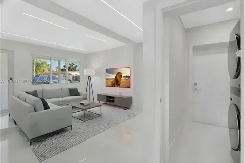 $660,000 | 9851 Jamaica Drive, Cutler Bay, FL 33189