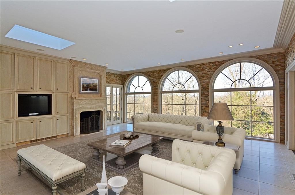 340 Fox Chapel Road Pittsburgh, PA 15238 - Photo 13 of 25 Gallery Image 13